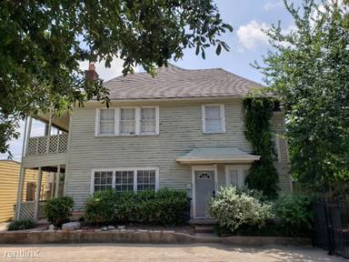 Main picture of 4037-4039 Roswell St Apartments