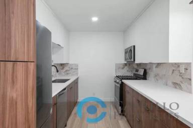 Main picture of 4665 34th St