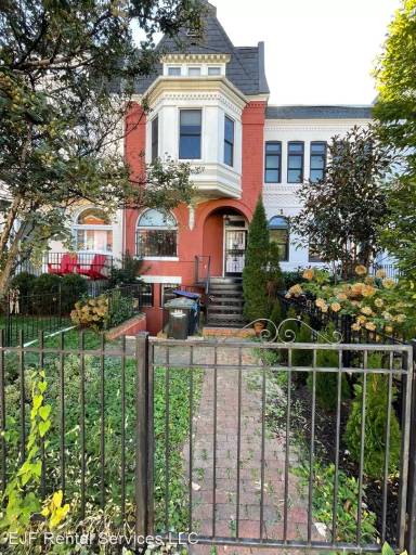 Main picture of 322 U St NW