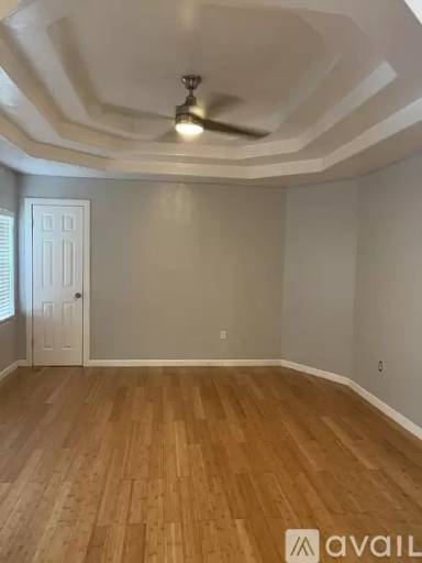 Main picture of 2624 SW 44th St