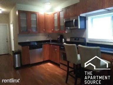 Main picture of 2863 W Belden Ave