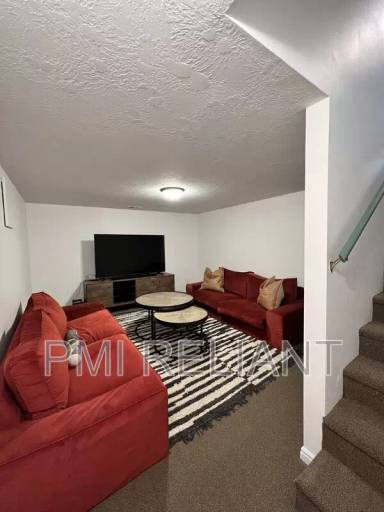 Main picture of 430 N 470 W
