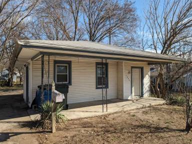 Main picture of 1543 S Willow Ave