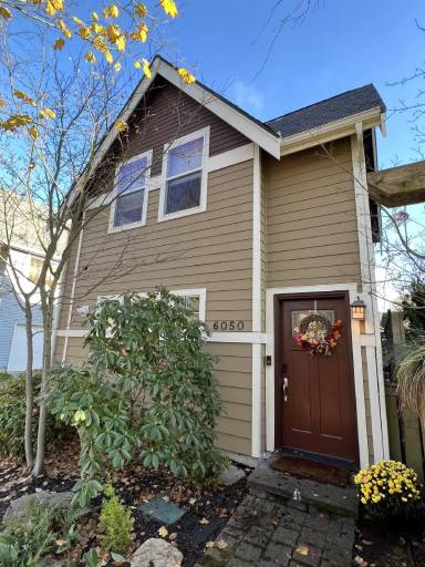Main picture of 6050 31st Ave SW