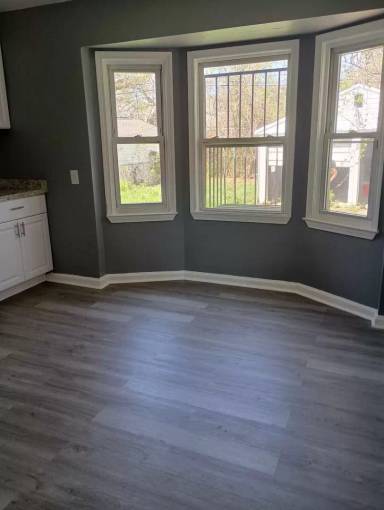 Main picture of 12731 Duchess St