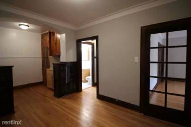 Main picture of 3541 N Meade Ave