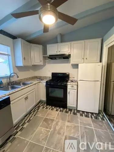 Main picture of 709 Cirby Way