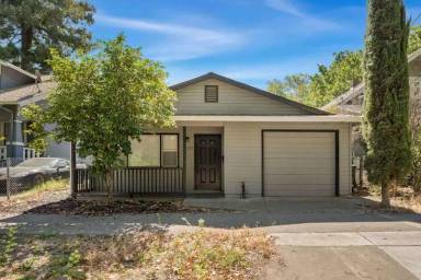 Main picture of 327 22nd St