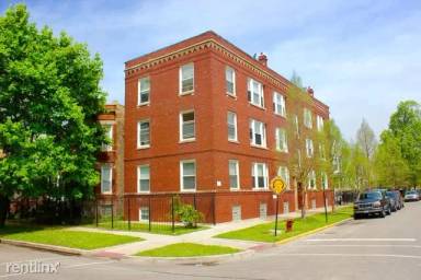 Main picture of 1904 N Lawndale Ave