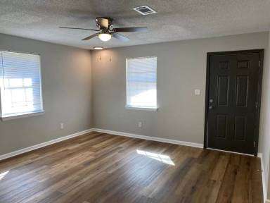 Main picture of 8225 Impala Ct