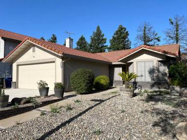 Main picture of 1720 Bergen Dr