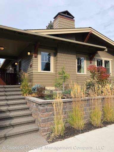 Main picture of 1657 NW Mt Washington Dr