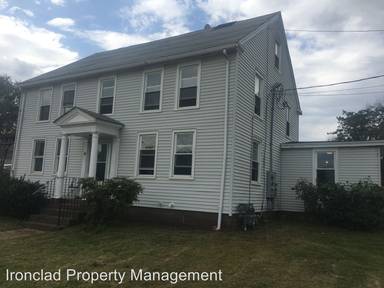 Main picture of 240 Main St