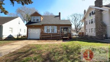 Main picture of 5717 Lydia Ave