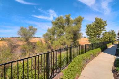 Main picture of 1504 Esplanade Cir
