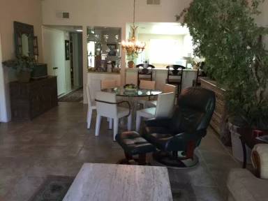 Main picture of 48892 Eisenhower Dr