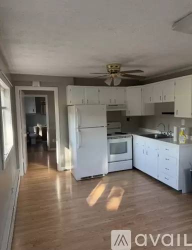 Main picture of 47 Pleasant St
