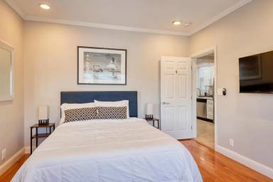 Main picture of 1101 Adeline St