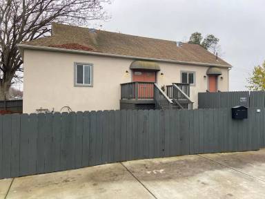 Main picture of 3444 Redding Ave