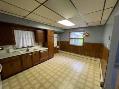 Main picture of 319 Cherry St