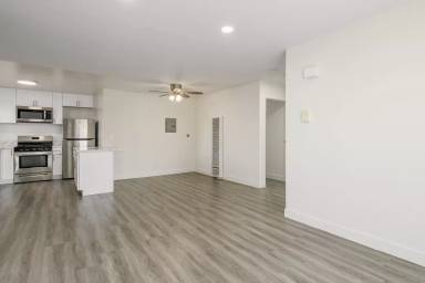 Main picture of 5533 Barton Ave