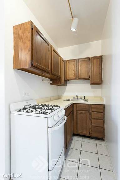 Main picture of 511 W Melrose St