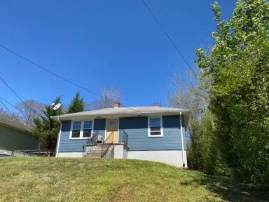 Main picture of 1415A Vine St