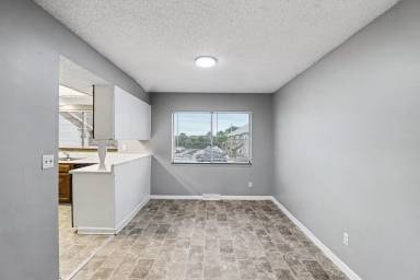 Main picture of 6820 Chapel Dr