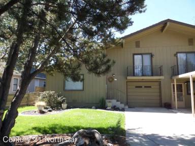 Main picture of 717 Maple St