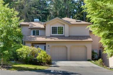 Main picture of 11405 115th Ln NE