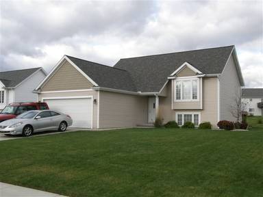 Main picture of 7109 Shady Knoll Dr SE