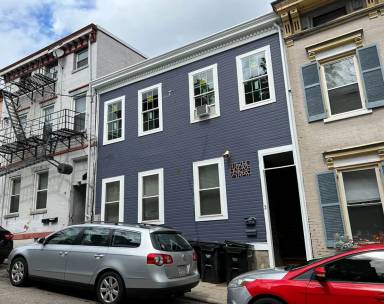 Main picture of 12 W Hollister St