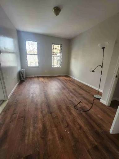 Main picture of 102 Cornelia St