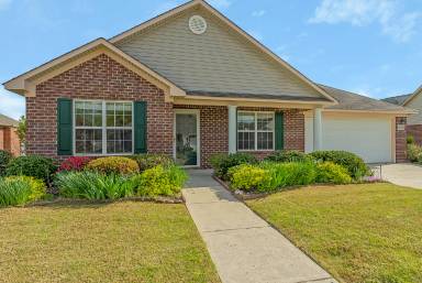 Main picture of 5002 Blakemore Dr SE