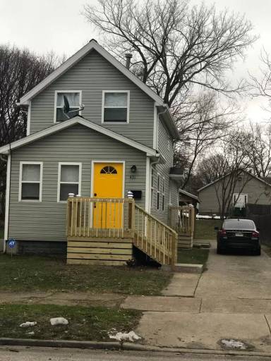 Main picture of 431 W 2nd St
