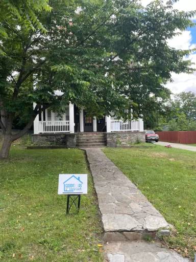 Main picture of 2900 Ailsa Ave