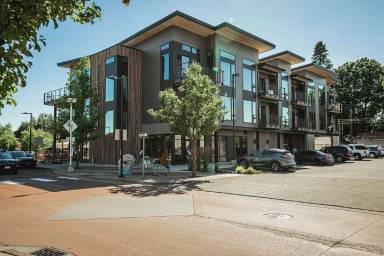Main picture of 821 N 4th St