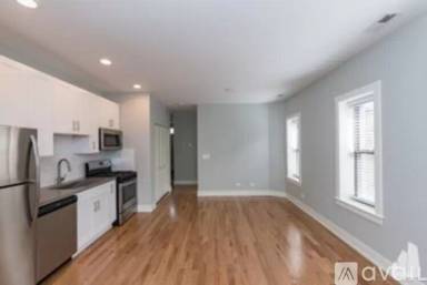 Main picture of 354-58 W Dickens Ave & 2103-11 N Sedgwick Ave Apartments