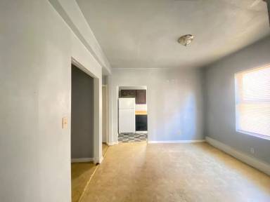 Main picture of 11 Patton Ave NE