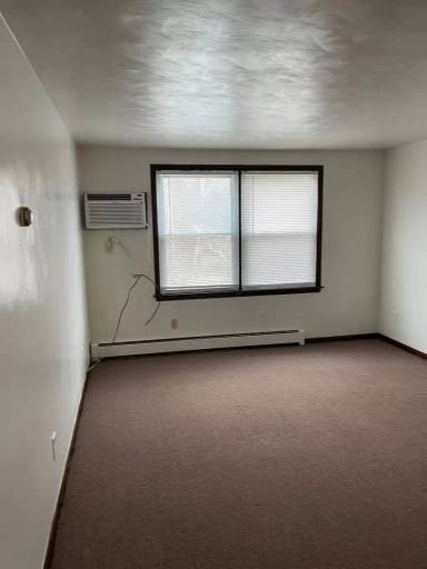 Main picture of 134 Lemans Dr