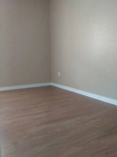 Main picture of 305 N 11th St