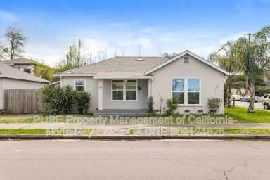 Main picture of 700 Oak St