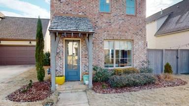 Main picture of 7075 Fain Park Dr