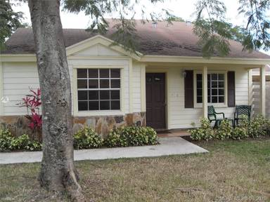 Main picture of 13716 SW 149th Circle Ln