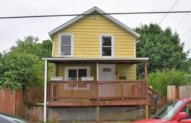 Main picture of 209 Linden St