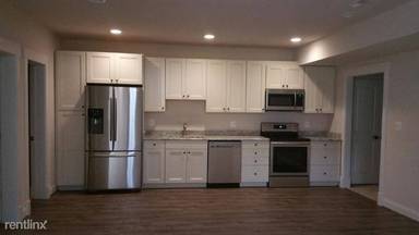 Main picture of 1931 Burfoot St