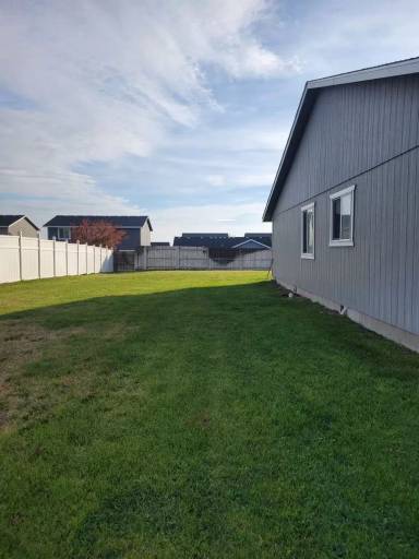 Main picture of 742 K St SE