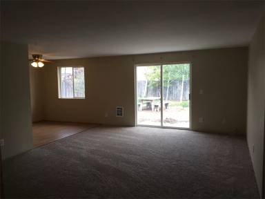 Main picture of 1212 SW 28th St
