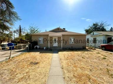 Main picture of 411 Douglas St