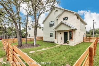 Main picture of 3805 Aspen St